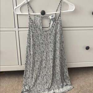 Women's Black and White Patterned Top